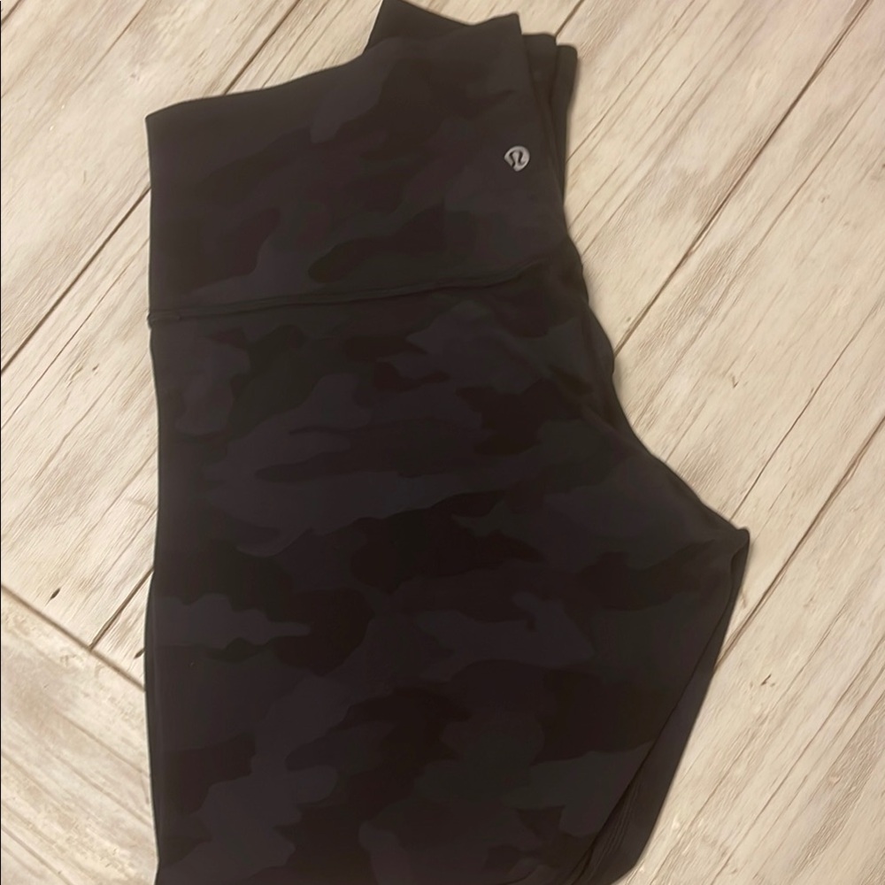 Lululemon Align High Rise 28”